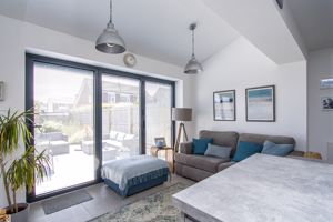 Photo 22- click for photo gallery